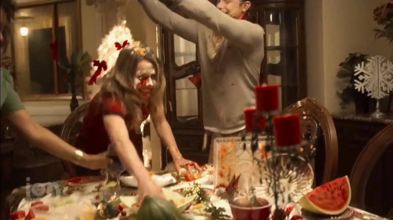 VampireDiariesWorld-dot-nl_ABeautyAndTheBeastChristmas1723.jpg