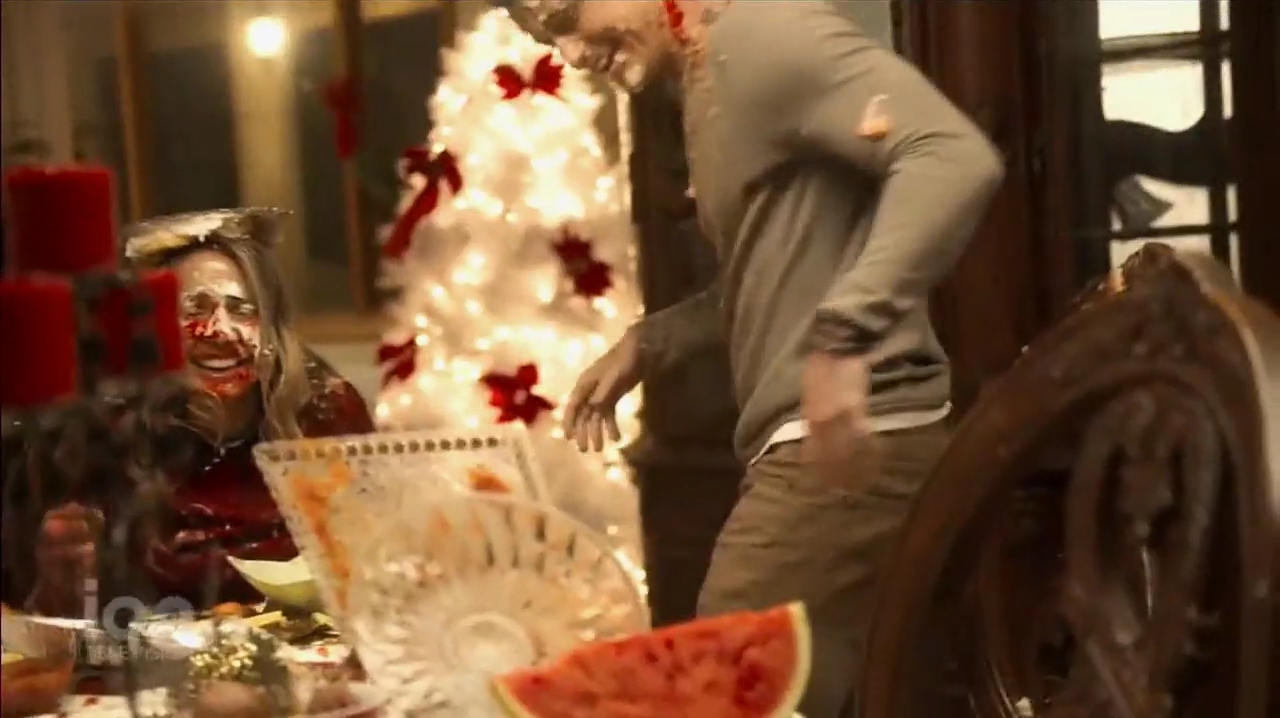 VampireDiariesWorld-dot-nl_ABeautyAndTheBeastChristmas1732.jpg