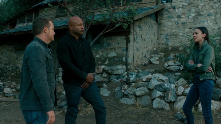 VampireDiariesWorld-dot-NCISLA9x15-0818.jpg