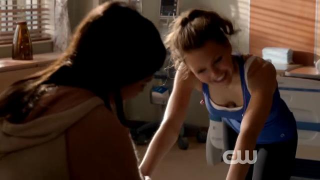 VampireDiariesWorld-dot-org_StarCrossedS01E01-0025.jpg