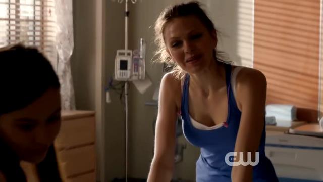 VampireDiariesWorld-dot-org_StarCrossedS01E01-0026.jpg