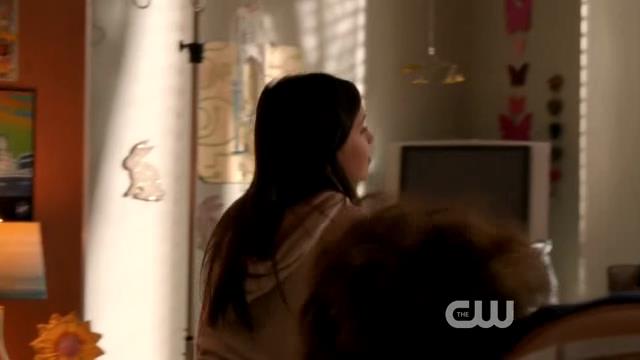 VampireDiariesWorld-dot-org_StarCrossedS01E01-0046.jpg