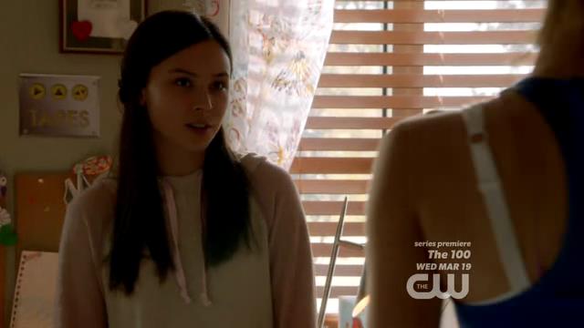 VampireDiariesWorld-dot-org_StarCrossedS01E01-0062.jpg