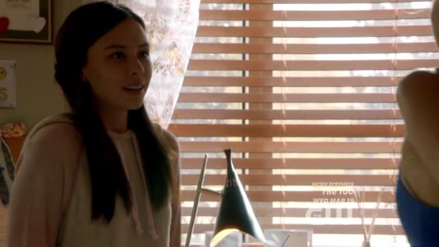 VampireDiariesWorld-dot-org_StarCrossedS01E01-0064.jpg