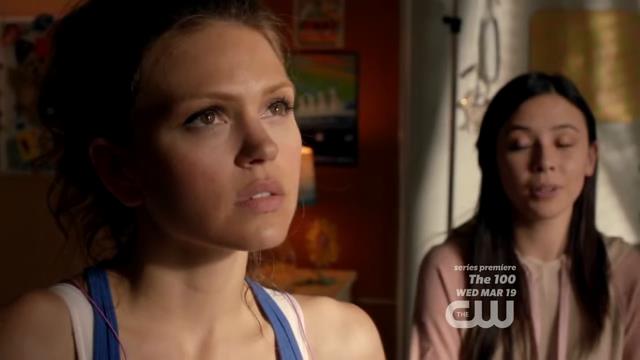 VampireDiariesWorld-dot-org_StarCrossedS01E01-0106.jpg