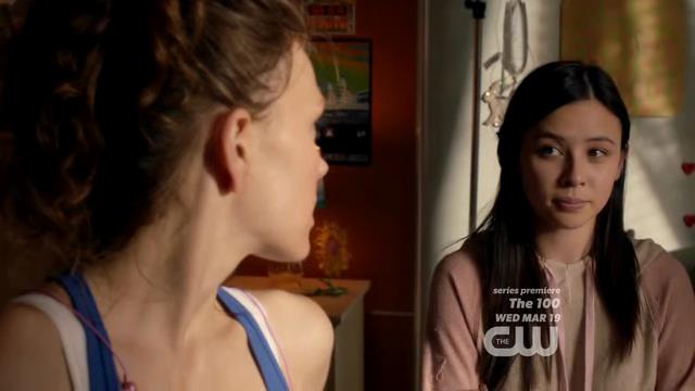 VampireDiariesWorld-dot-org_StarCrossedS01E01-0108.jpg