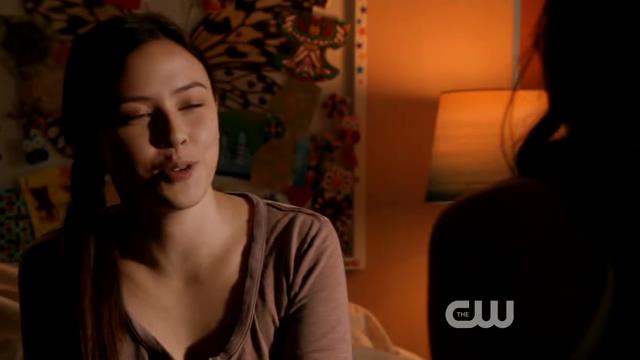 VampireDiariesWorld-dot-org_StarCrossedS01E01-0854.jpg