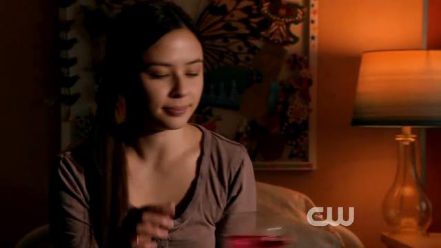 VampireDiariesWorld-dot-org_StarCrossedS01E01-0865.jpg