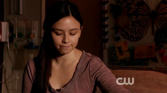 VampireDiariesWorld-dot-org_StarCrossedS01E01-0876.jpg