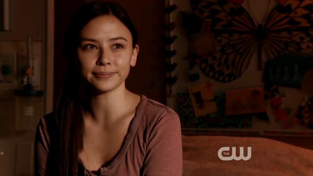 VampireDiariesWorld-dot-org_StarCrossedS01E01-0884.jpg