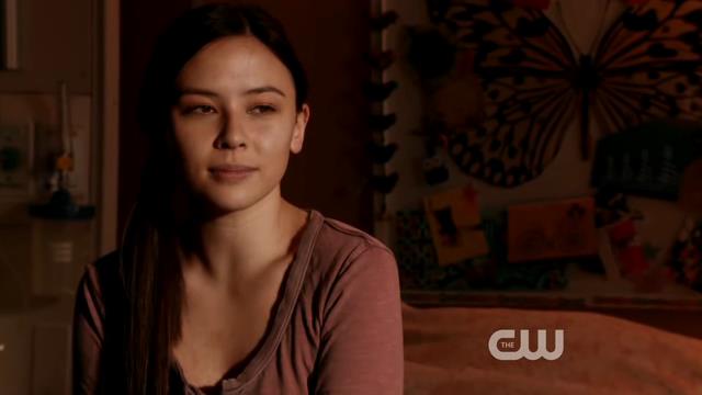 VampireDiariesWorld-dot-org_StarCrossedS01E01-0885.jpg