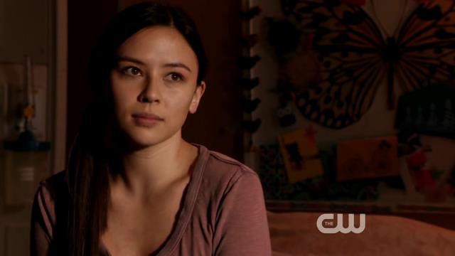 VampireDiariesWorld-dot-org_StarCrossedS01E01-0893.jpg