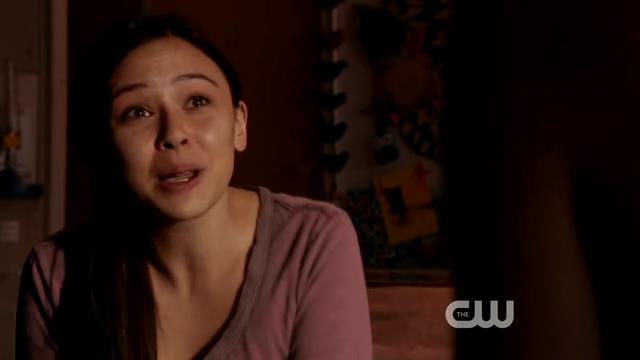 VampireDiariesWorld-dot-org_StarCrossedS01E01-0917.jpg