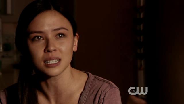 VampireDiariesWorld-dot-org_StarCrossedS01E01-0921.jpg