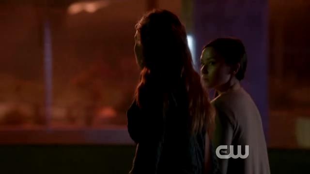 VampireDiariesWorld-dot-org_StarCrossedS01E01-0937.jpg