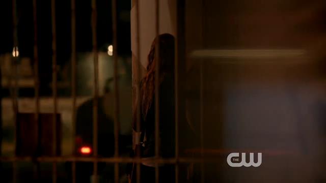 VampireDiariesWorld-dot-org_StarCrossedS01E01-0945.jpg