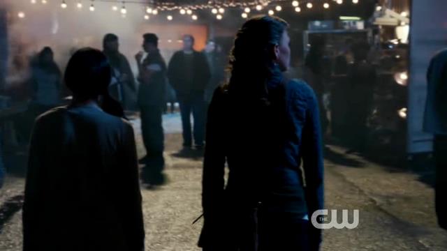 VampireDiariesWorld-dot-org_StarCrossedS01E01-1019.jpg