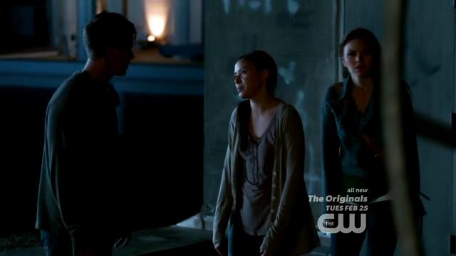 VampireDiariesWorld-dot-org_StarCrossedS01E01-1081.jpg