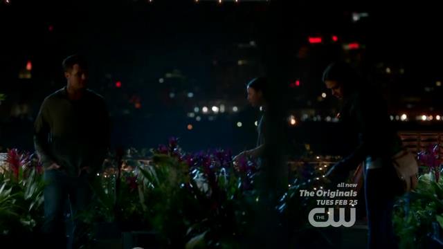 VampireDiariesWorld-dot-org_StarCrossedS01E01-1114.jpg