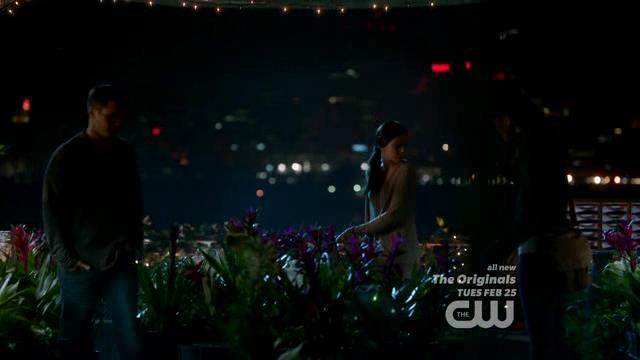 VampireDiariesWorld-dot-org_StarCrossedS01E01-1115.jpg