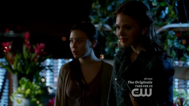 VampireDiariesWorld-dot-org_StarCrossedS01E01-1120.jpg