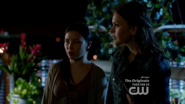 VampireDiariesWorld-dot-org_StarCrossedS01E01-1121.jpg