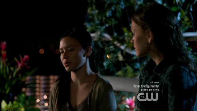 VampireDiariesWorld-dot-org_StarCrossedS01E01-1158.jpg