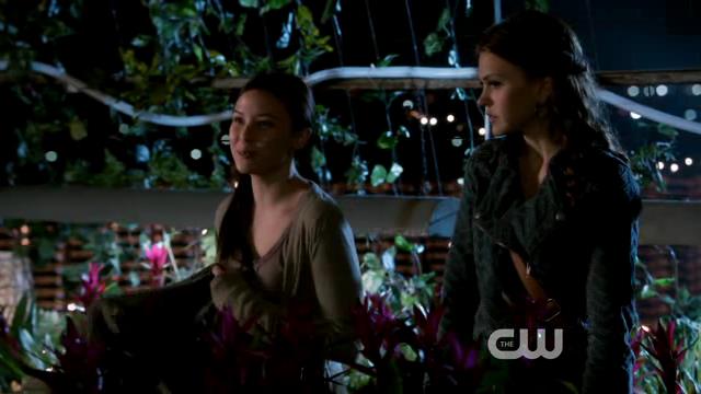 VampireDiariesWorld-dot-org_StarCrossedS01E01-1173.jpg