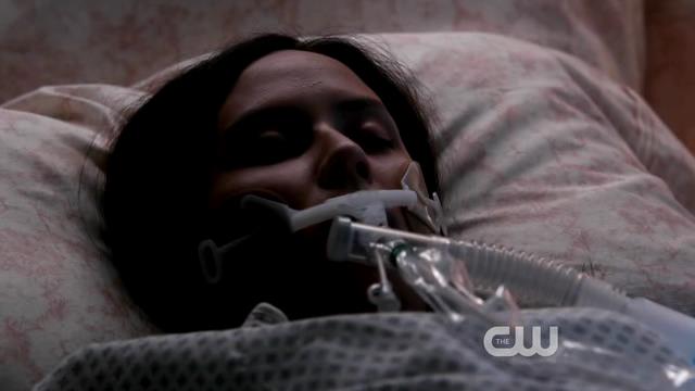 VampireDiariesWorld-dot-org_StarCrossedS01E01-1872.jpg