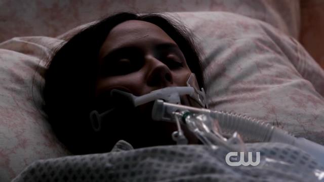 VampireDiariesWorld-dot-org_StarCrossedS01E01-1873.jpg