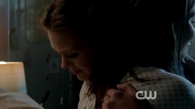 VampireDiariesWorld-dot-org_StarCrossedS01E01-2040.jpg