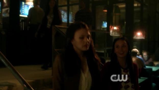 VampireDiariesWorld-dot-org_StarCrossedS01E02-0943.jpg