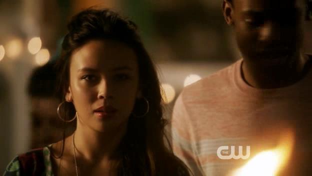 VampireDiariesWorld-dot-org_StarCrossedS01E02-2023.jpg