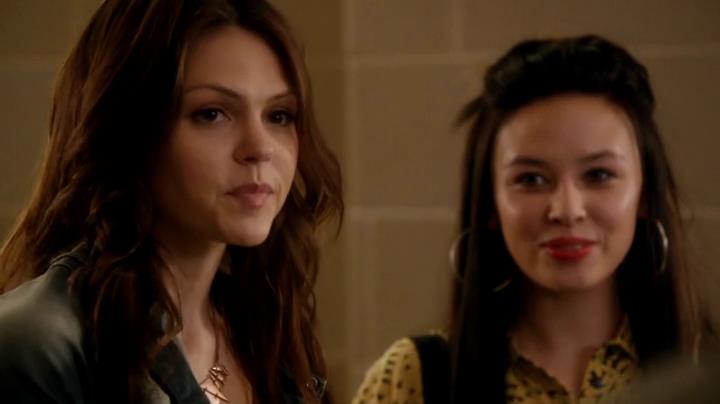 VampireDiariesWorld-dot-org_StarCrossedS01E03-0154.jpg