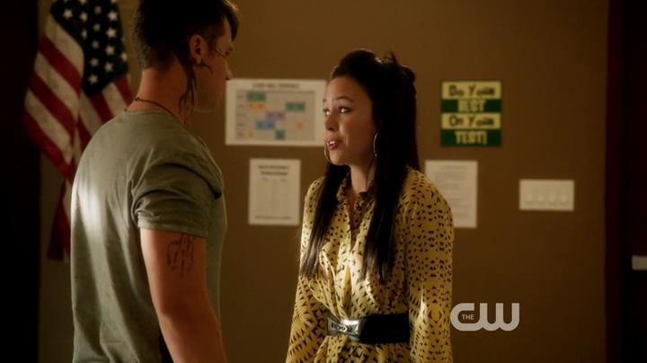 VampireDiariesWorld-dot-org_StarCrossedS01E03-0336.jpg