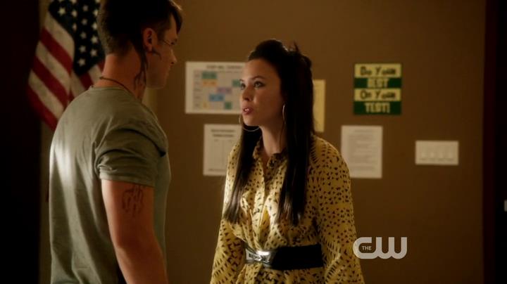 VampireDiariesWorld-dot-org_StarCrossedS01E03-0338.jpg