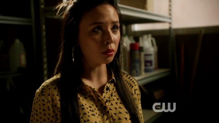 VampireDiariesWorld-dot-org_StarCrossedS01E03-0395.jpg