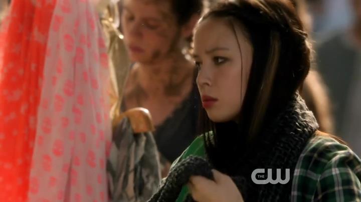 VampireDiariesWorld-dot-org_StarCrossedS01E03-0607.jpg