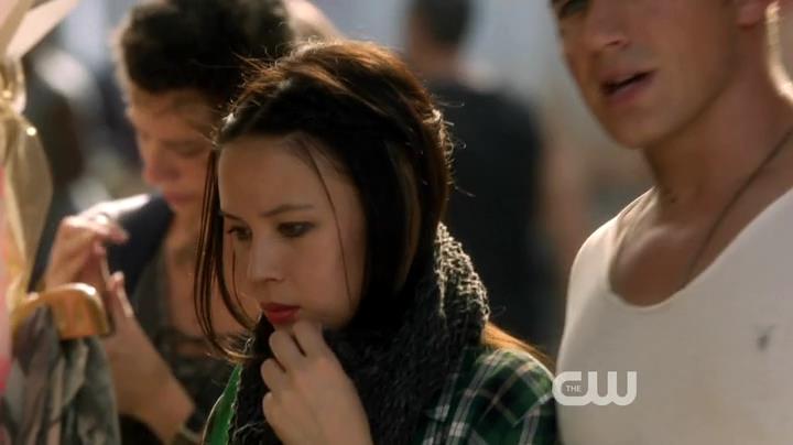 VampireDiariesWorld-dot-org_StarCrossedS01E03-0611.jpg