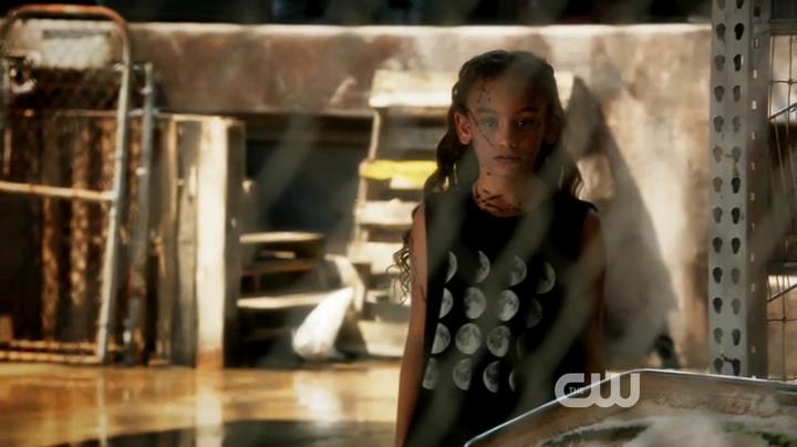 VampireDiariesWorld-dot-org_StarCrossedS01E03-0674.jpg