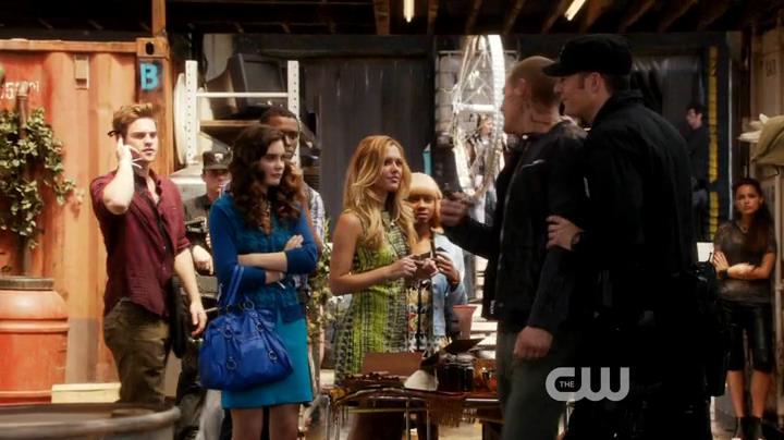 VampireDiariesWorld-dot-org_StarCrossedS01E03-0687.jpg