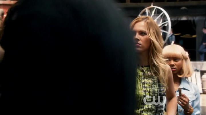 VampireDiariesWorld-dot-org_StarCrossedS01E03-0689.jpg