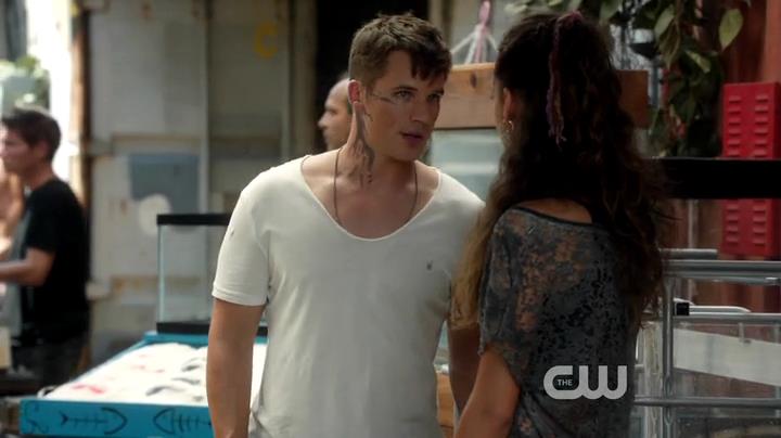 VampireDiariesWorld-dot-org_StarCrossedS01E03-0711.jpg