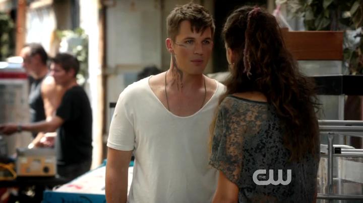 VampireDiariesWorld-dot-org_StarCrossedS01E03-0715.jpg