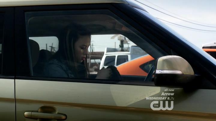 VampireDiariesWorld-dot-org_StarCrossedS01E03-1695.jpg