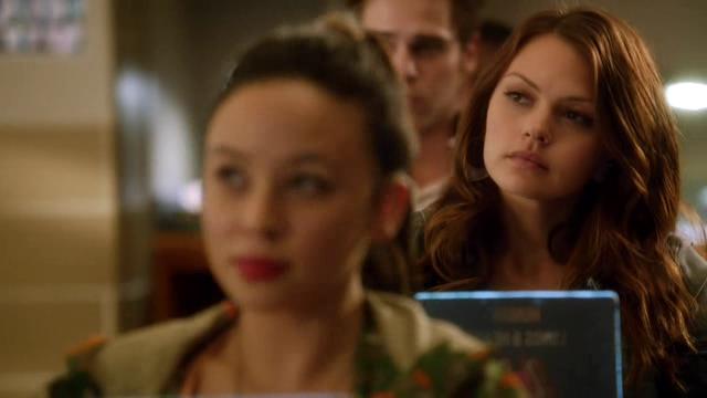 VampireDiariesWorld-dot-org_StarCrossedS01E04-0111.jpg