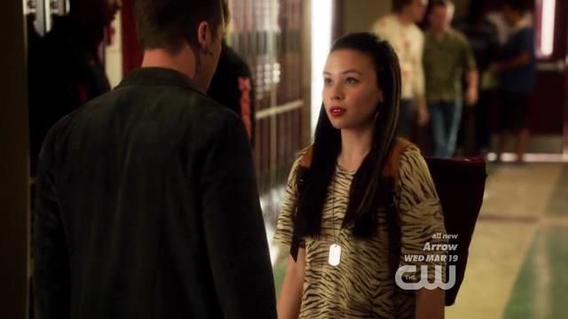 VampireDiariesWorld-dot-org_StarCrossedS01E04-0990.jpg