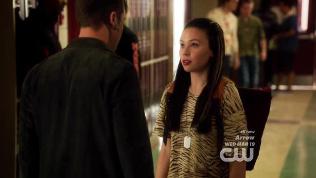 VampireDiariesWorld-dot-org_StarCrossedS01E04-0992.jpg