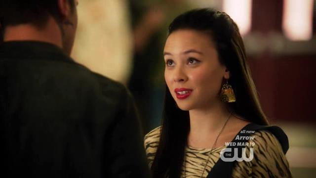 VampireDiariesWorld-dot-org_StarCrossedS01E04-0996.jpg