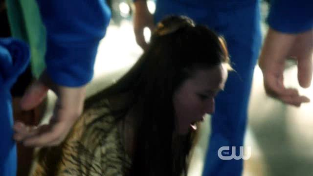 VampireDiariesWorld-dot-org_StarCrossedS01E04-1304.jpg